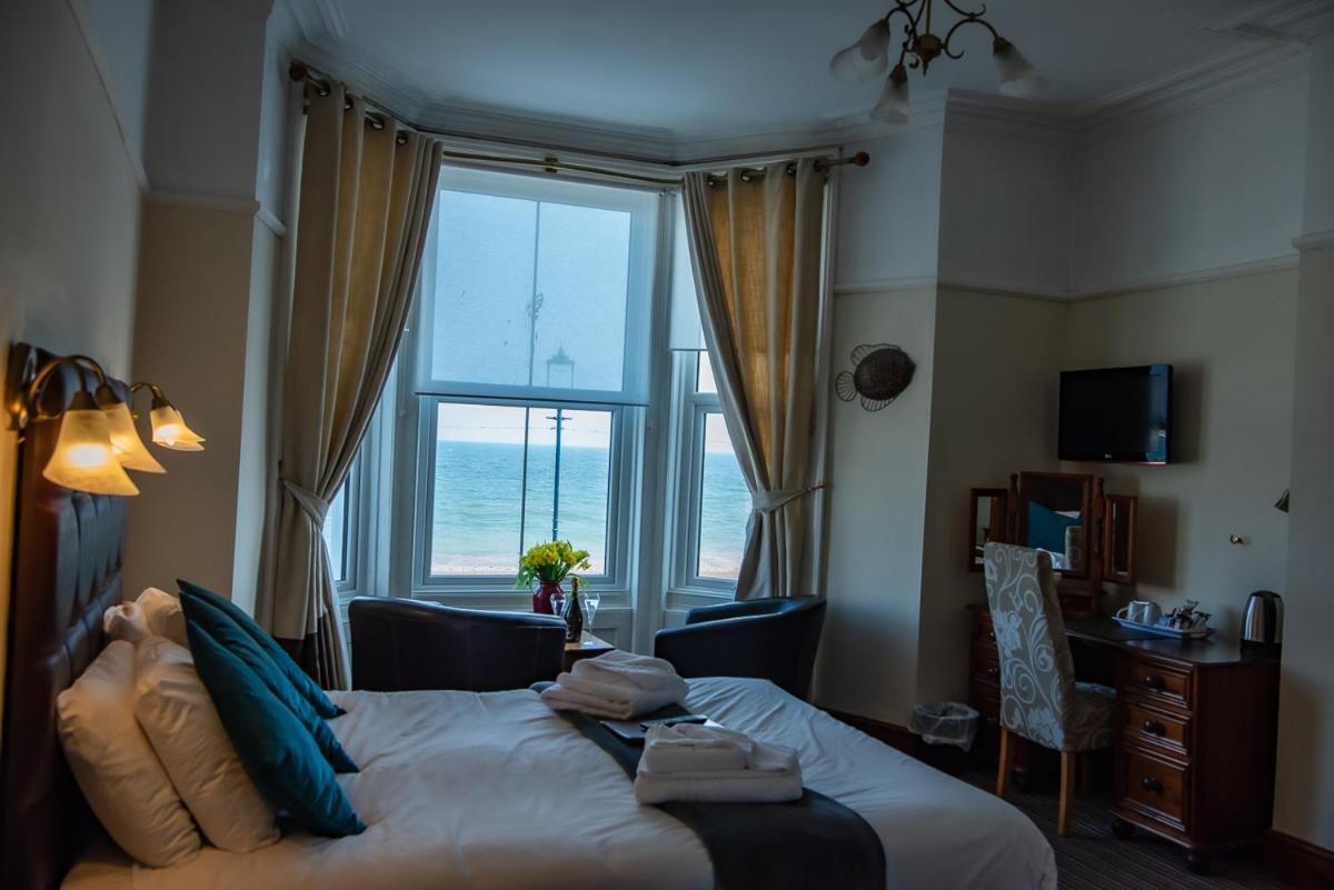 Promenad Bed & Breakfast Лландидно Экстерьер фото