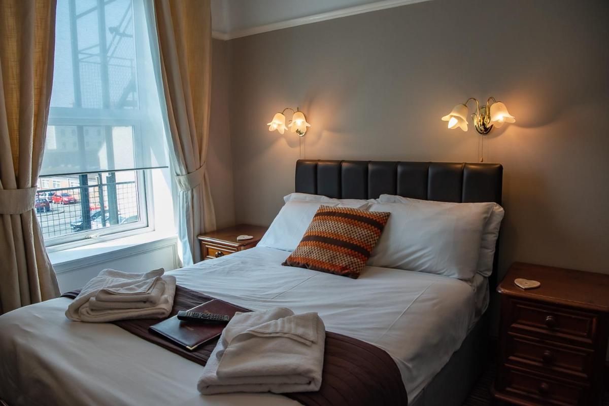 Promenad Bed & Breakfast Лландидно Экстерьер фото