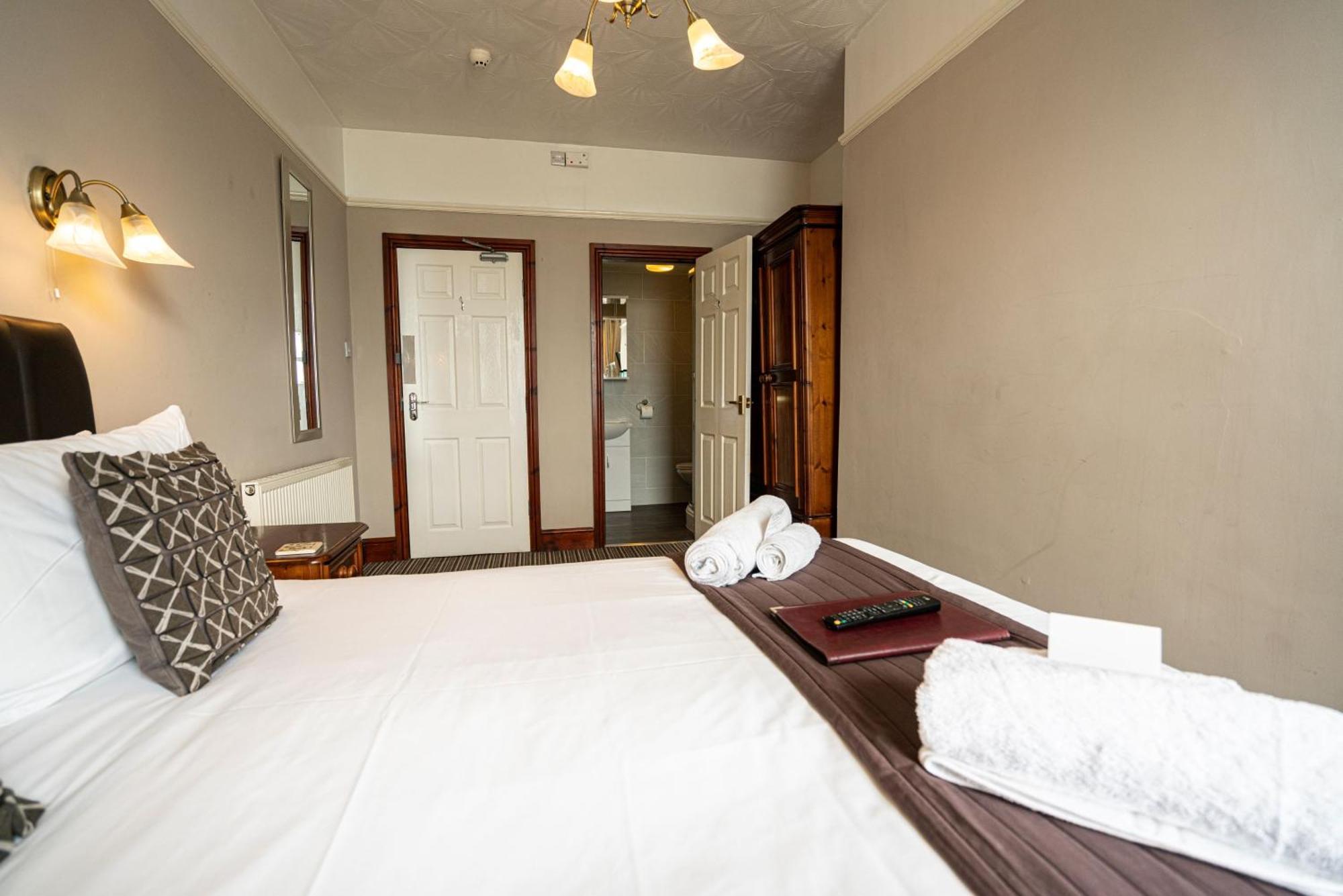 Promenad Bed & Breakfast Лландидно Экстерьер фото